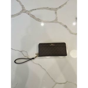 ***NWT!!!***Michael Kors Parker Wallet***